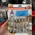 Cake Decorating Set
